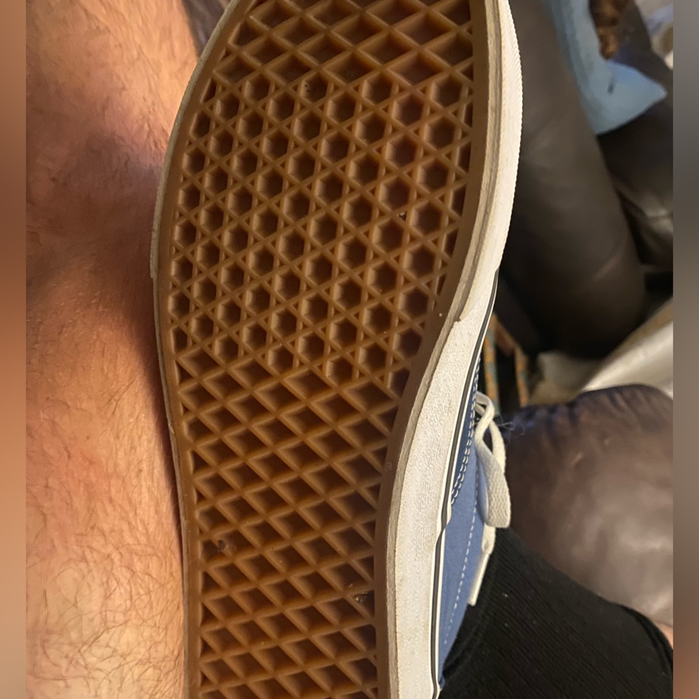 Practically New, Tread Is In Perfect Condition. - image 3